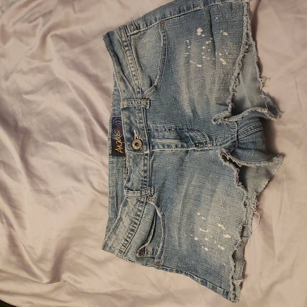11 Angeles Short Shorts